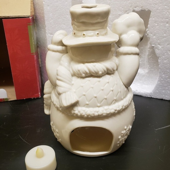 Living Home Christmas-Snowman Porcelain TeaLight Holder-6" x 4 7/8" x 7 3/4" - Picture 6 of 9